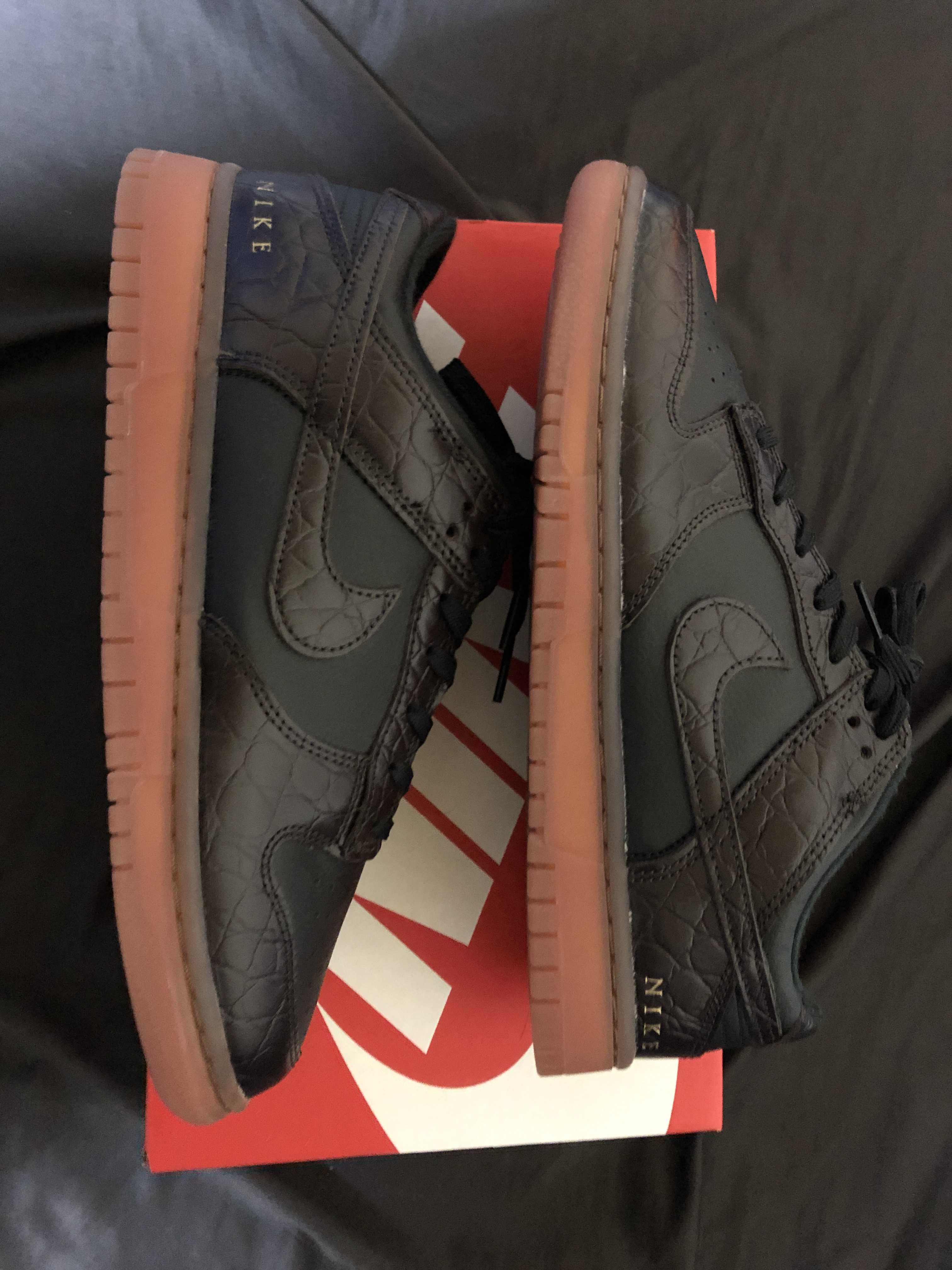 Nike Dunk Low "Velvet Brown and Black"