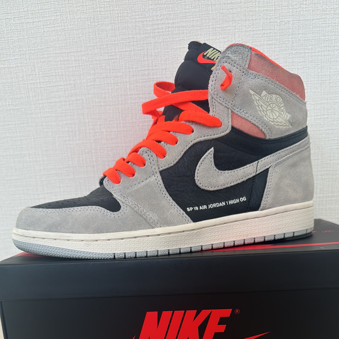 Nike Air Jordan 1 Retro High OG "Hyper Crimson"