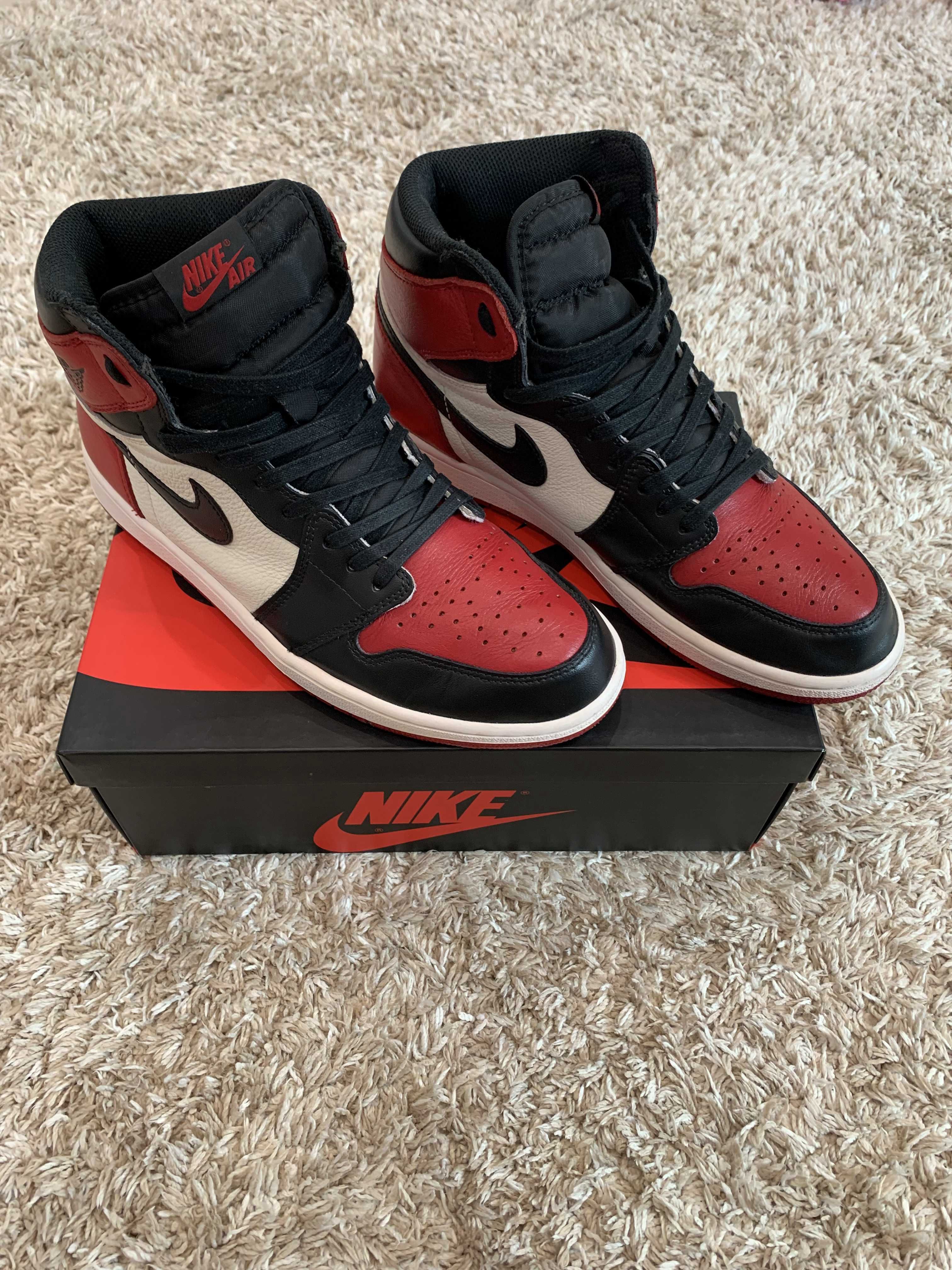 Nike Air Jordan 1 Retro High OG "Bred Toe"