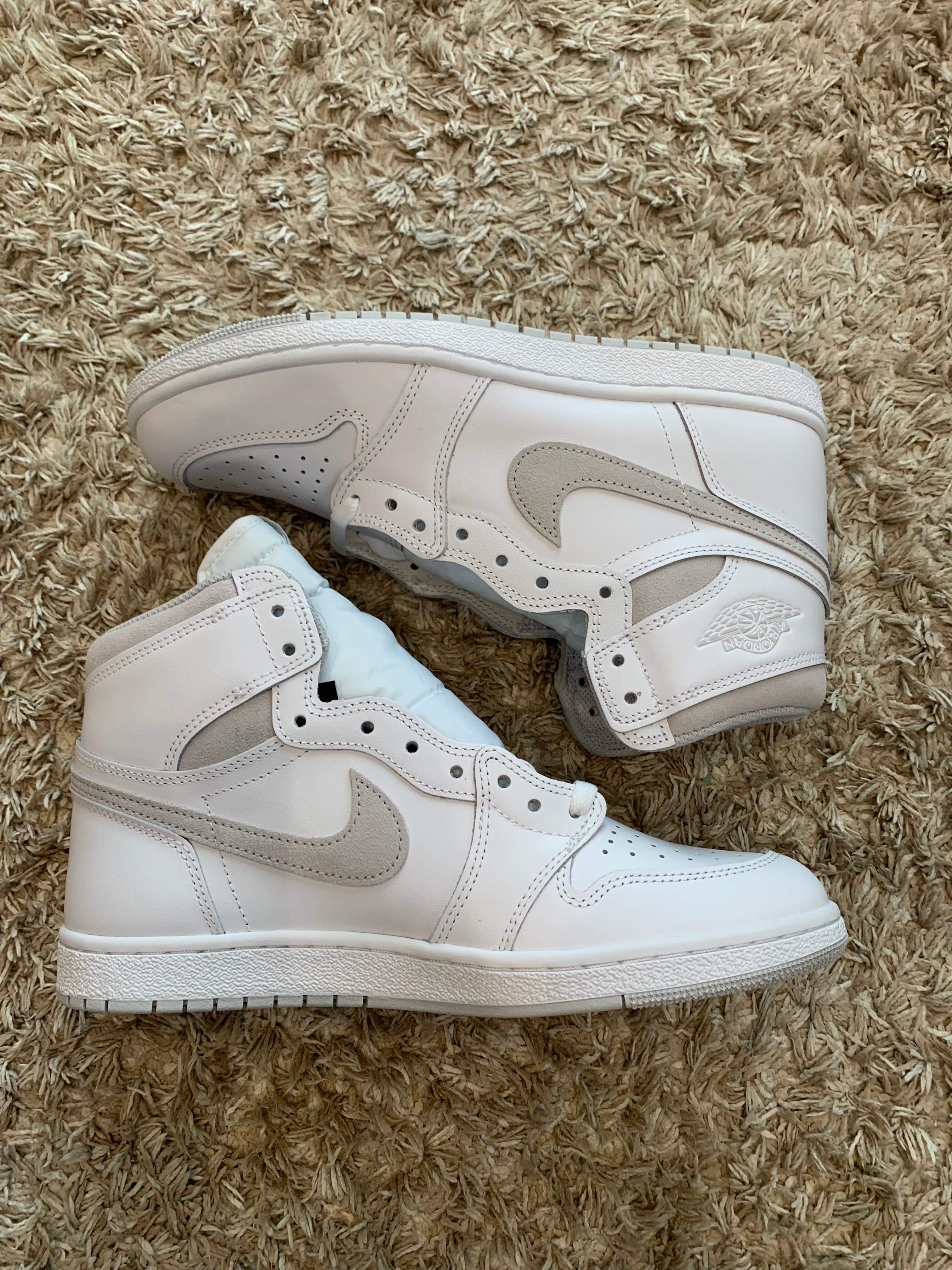 Nike Air Jordan 1 High 85 "Neutral Grey"