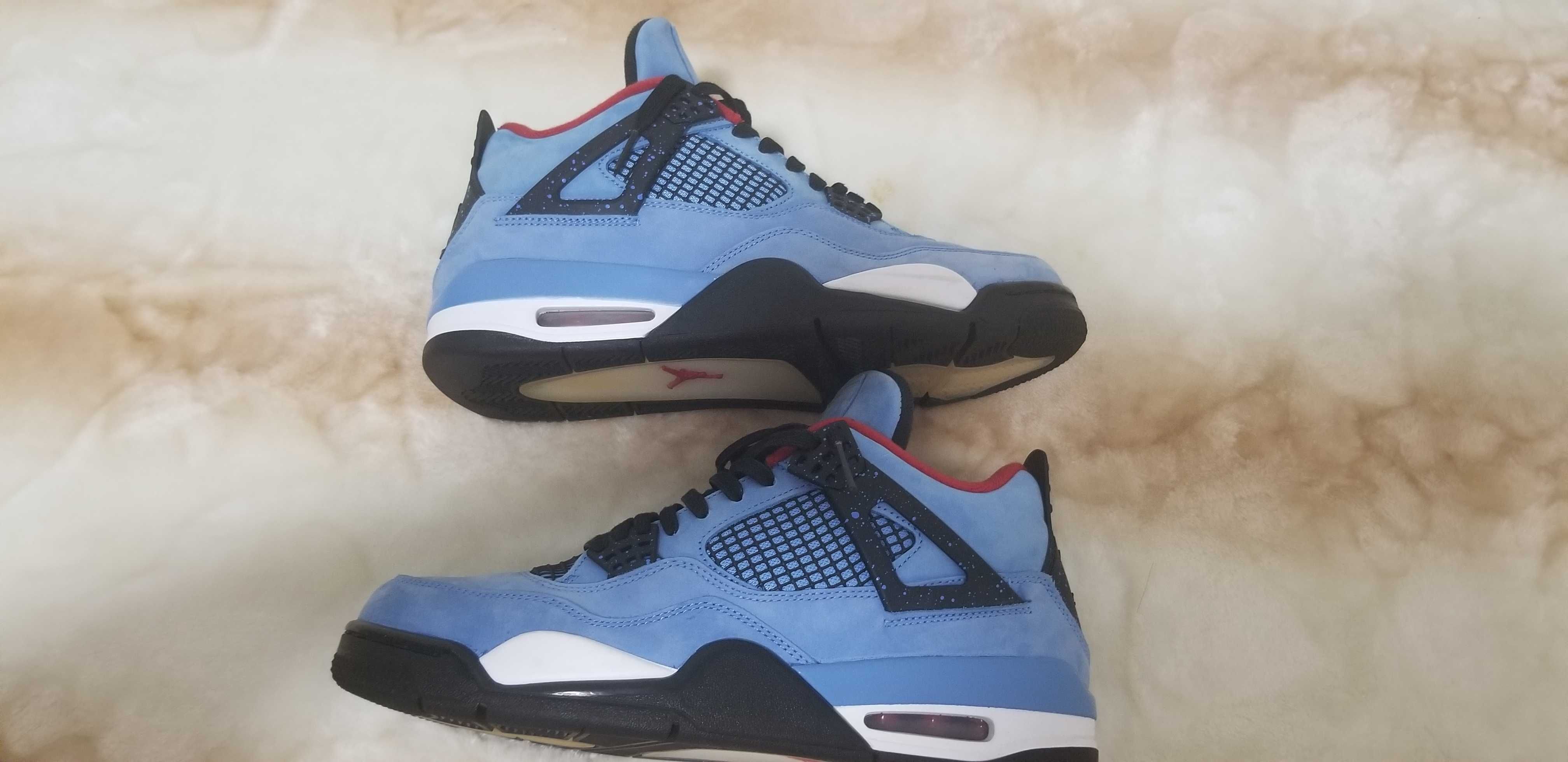 Travis Scott × Nike Air Jordan 4 Retro Cactus Jack "University Blue"