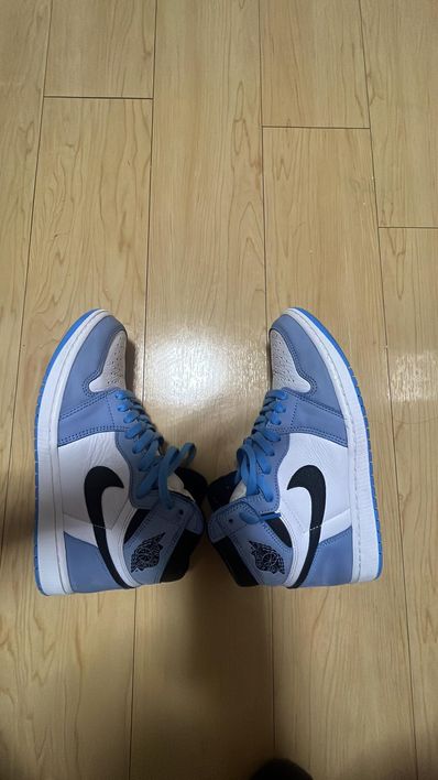 Nike Air Jordan 1 High OG "University Blue"