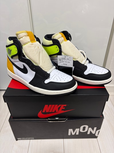 Nike Air Jordan 1 High OG "Volt Gold"