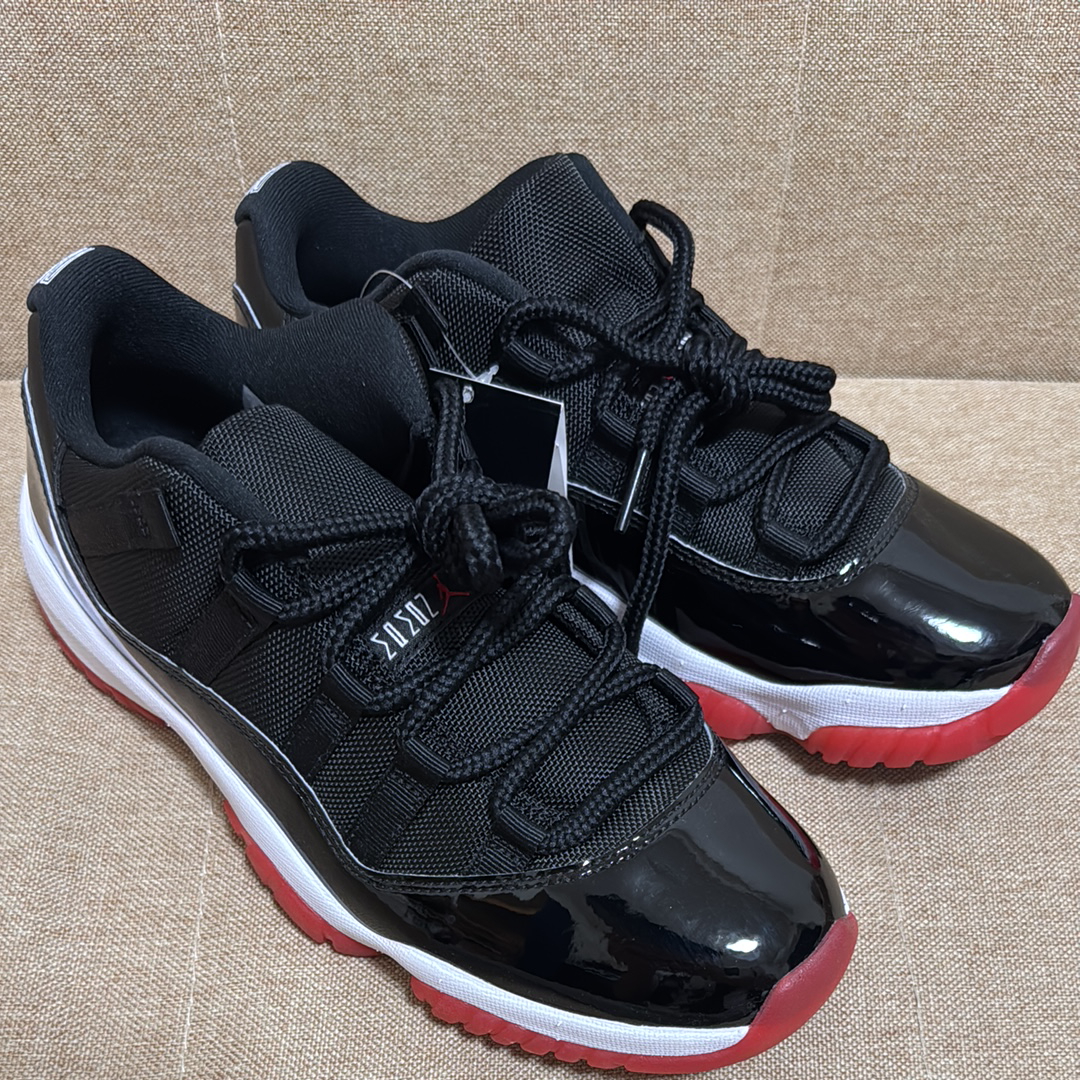 Nike Air Jordan 11 Retro Low "Bred" (2025)