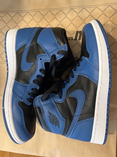 Nike Air Jordan 1 Retro High OG "Dark Marina Blue"