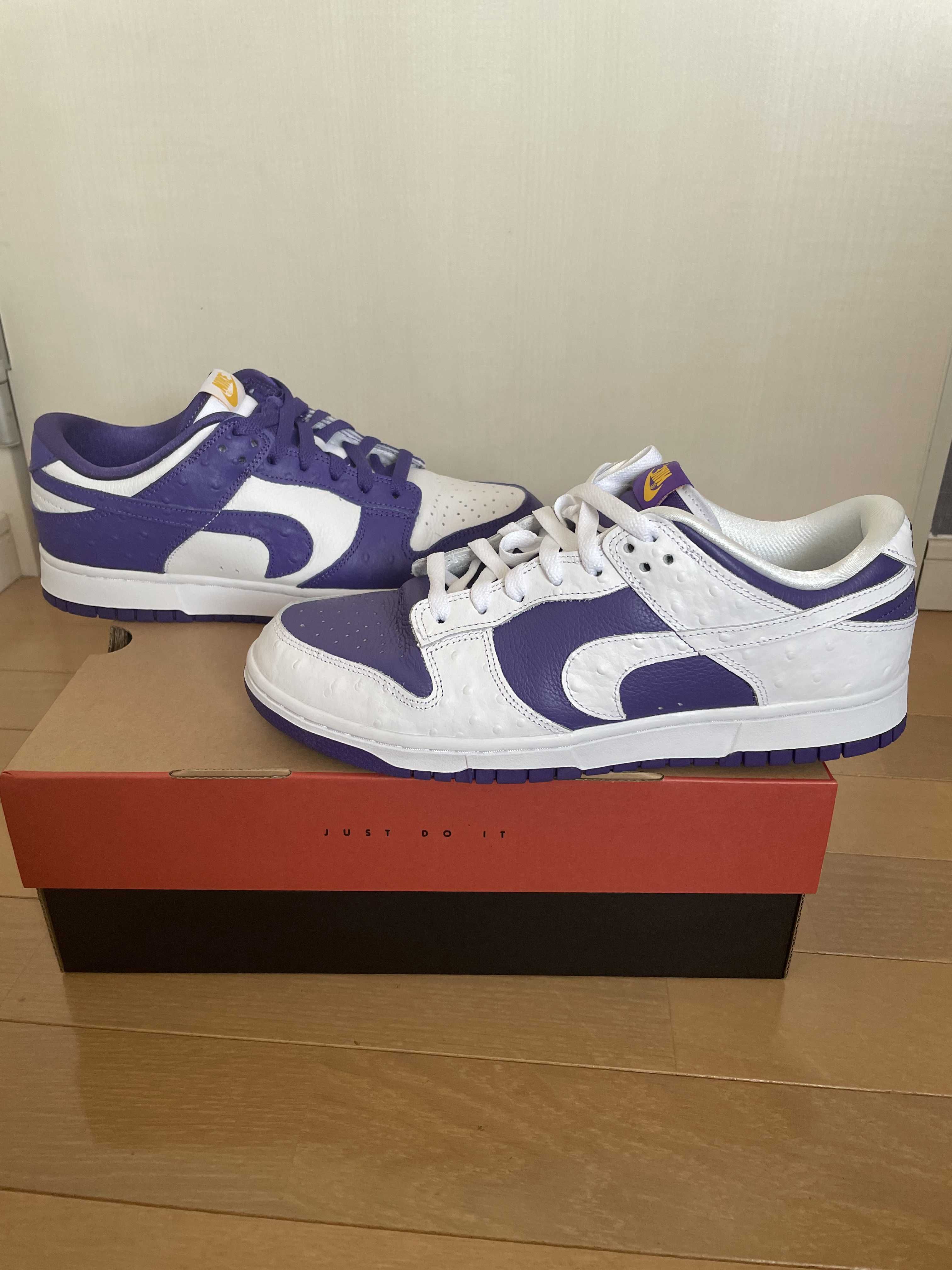 Nike Women's Dunk Low "Made You Look"