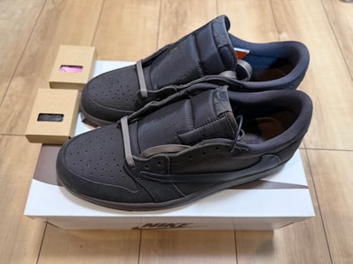 Travis Scott × Nike Air Jordan 1 Low OG SP "Velvet Brown and Dark Mocha"