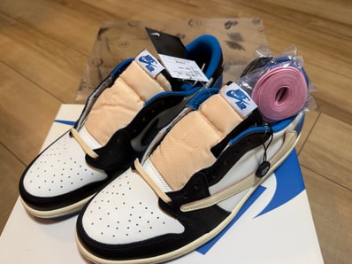 Travis Scott × fragment design × Nike Air Jordan 1 Low OG SP "Military Blue"