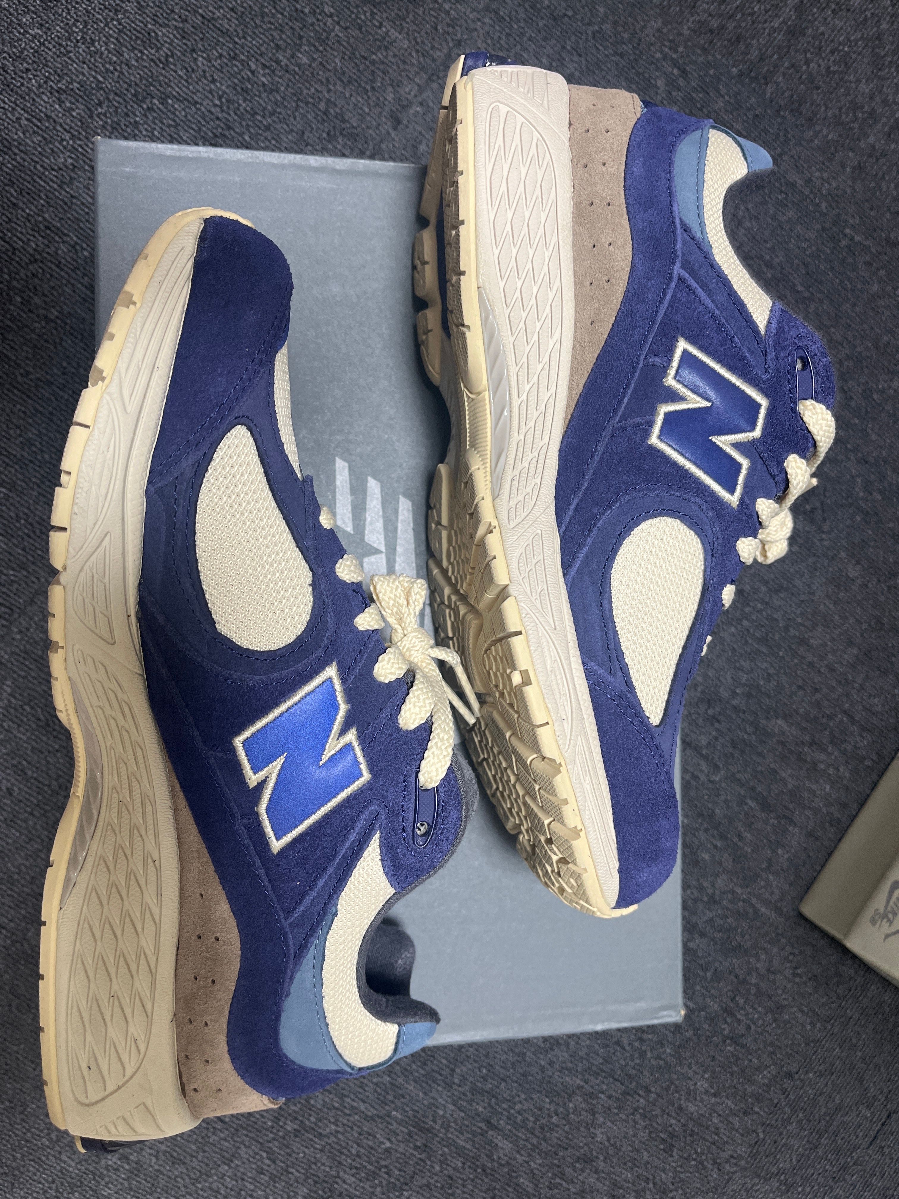 New Balance 2002R "Navy"