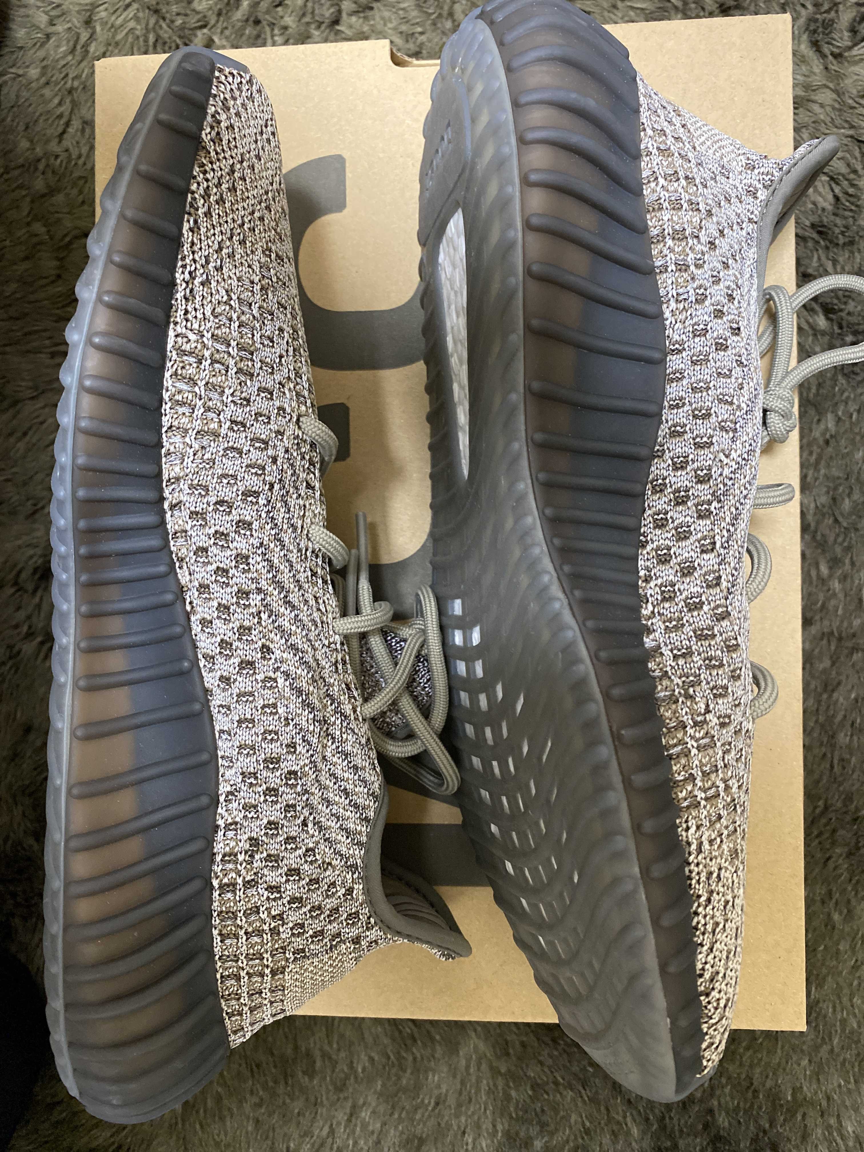 adidas Originals YEEZY Boost 350 V2 "Ash Stone"