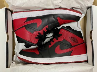 Nike Air Jordan 1 Mid "Bred"