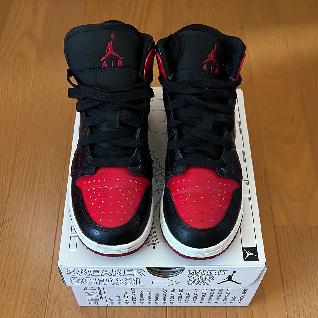 Nike GS Air Jordan 1 Mid "Bred"