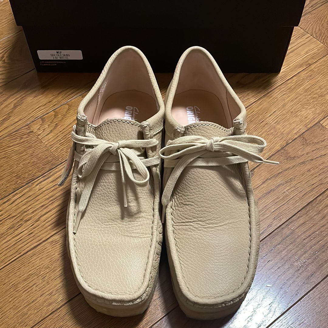 シュプリーム × クラークス リフレクティブ ワラビー "ナチュラル" (25SS Week17)