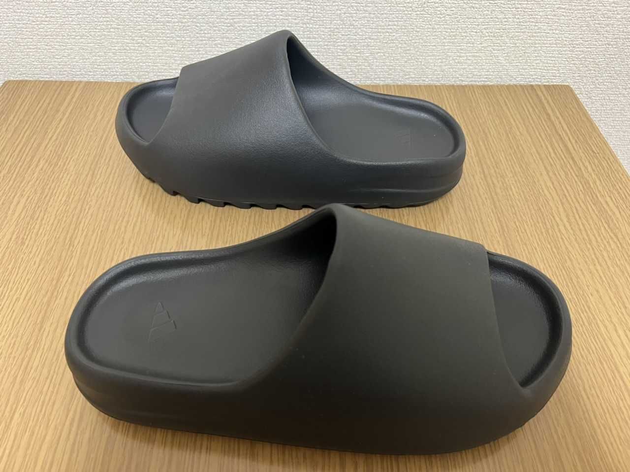 adidas YEEZY Slide "Onyx"