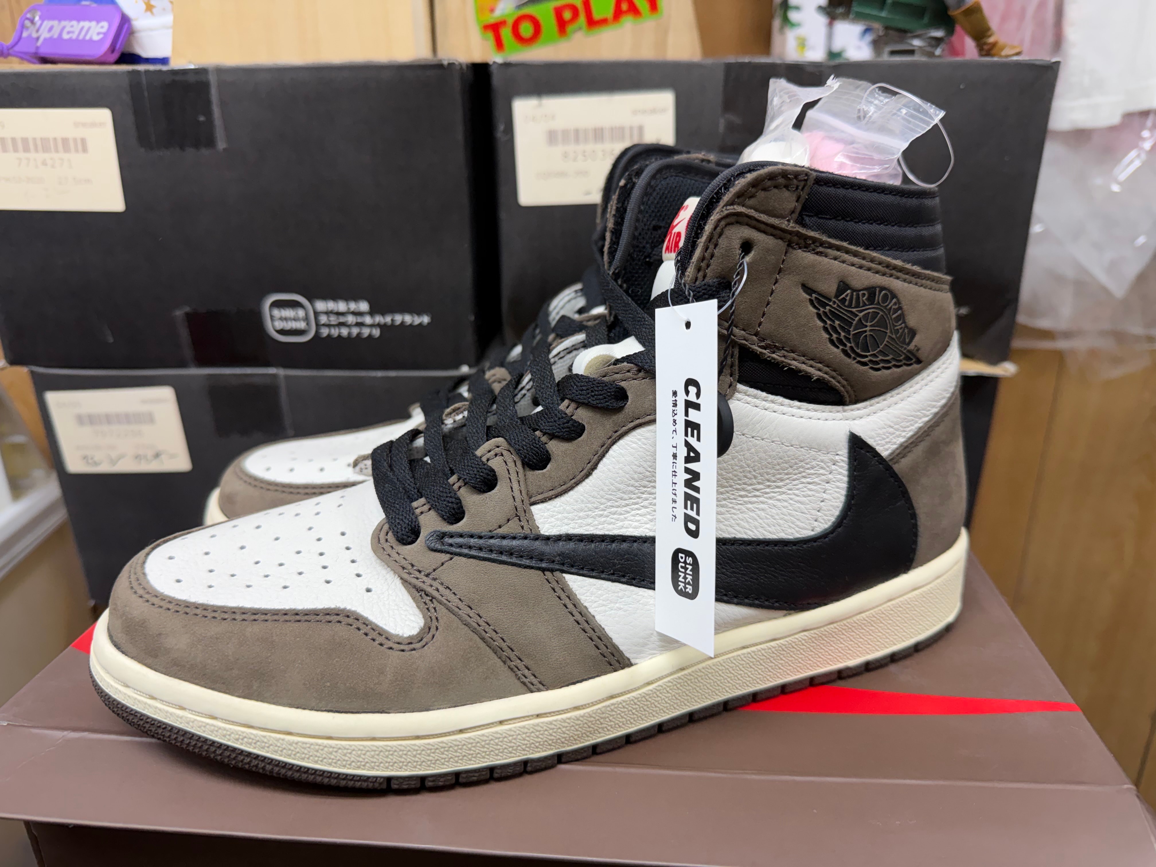 Travis Scott × Nike Air Jordan 1 Retro High OG TS SP "Sail/Dark Mocha"