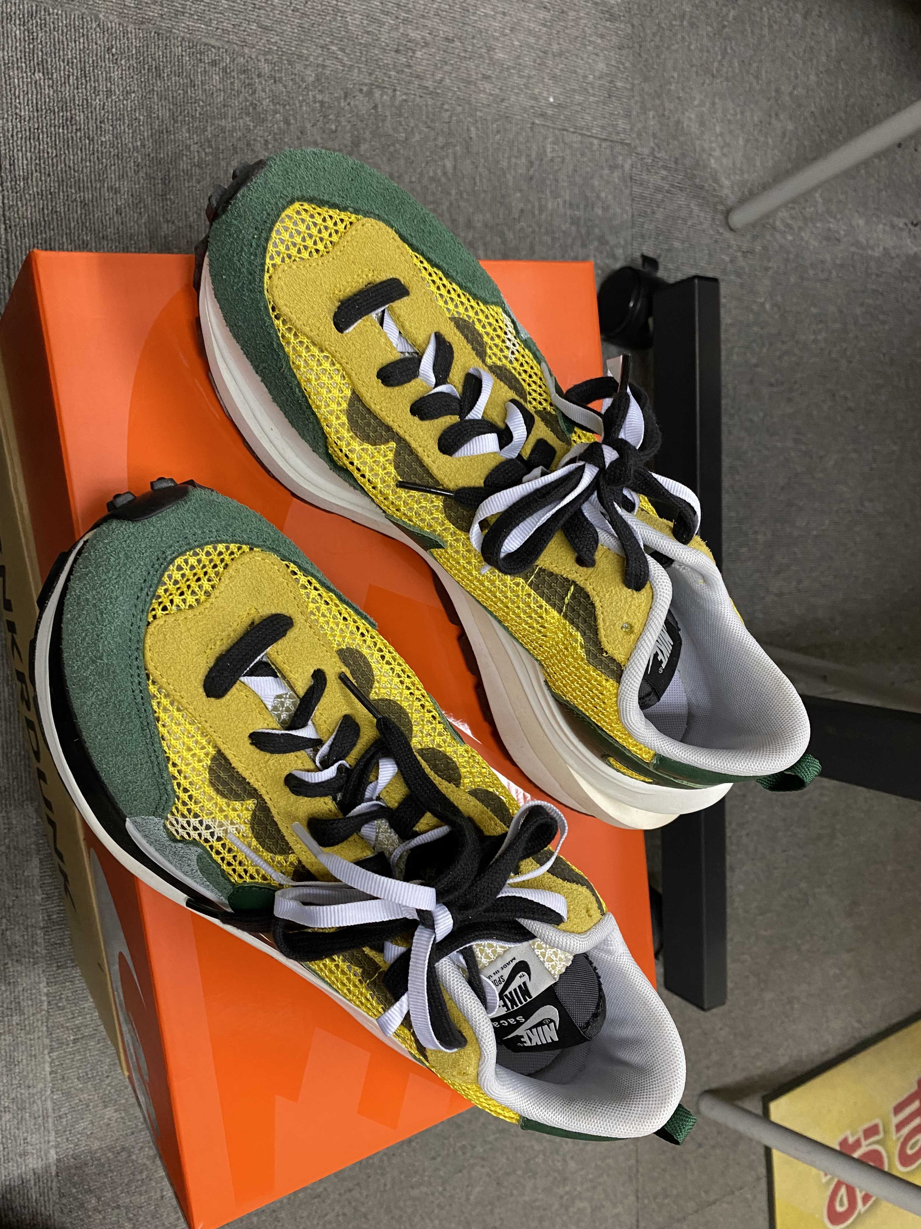 sacai × Nike Vapor Waffle "Tour Yellow/Stadium Green-Sail"