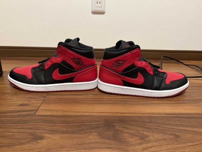 Nike Air Jordan 1 Mid "Bred"