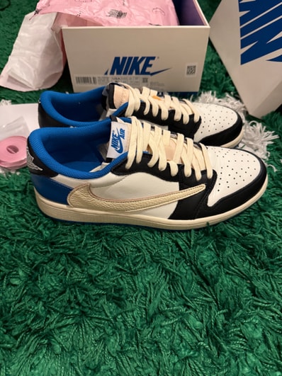 Travis Scott × fragment design × Nike Air Jordan 1 Low OG SP "Military Blue"