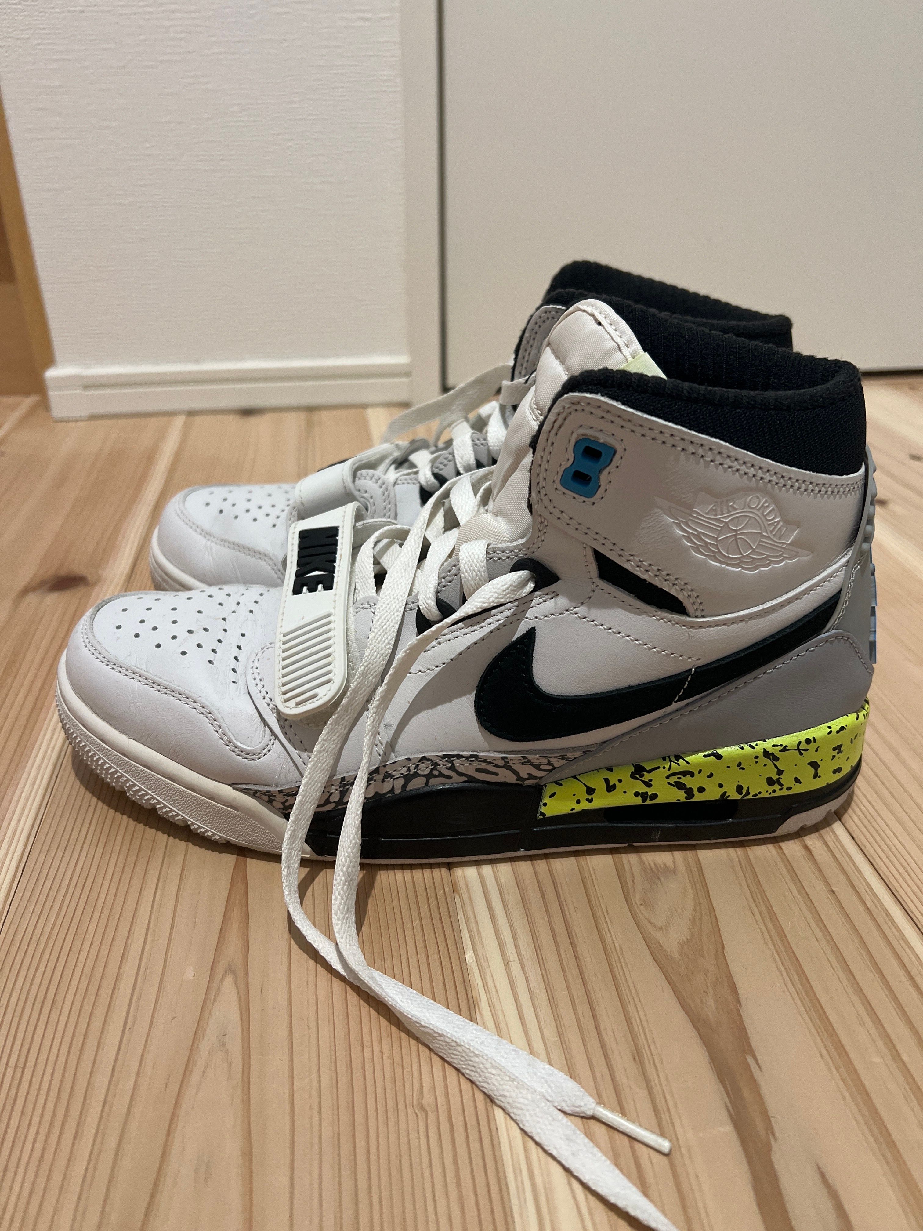 DON C × NIKE JORDAN LEGACY 312 BLACK-VOLT-VIVID BLUE
