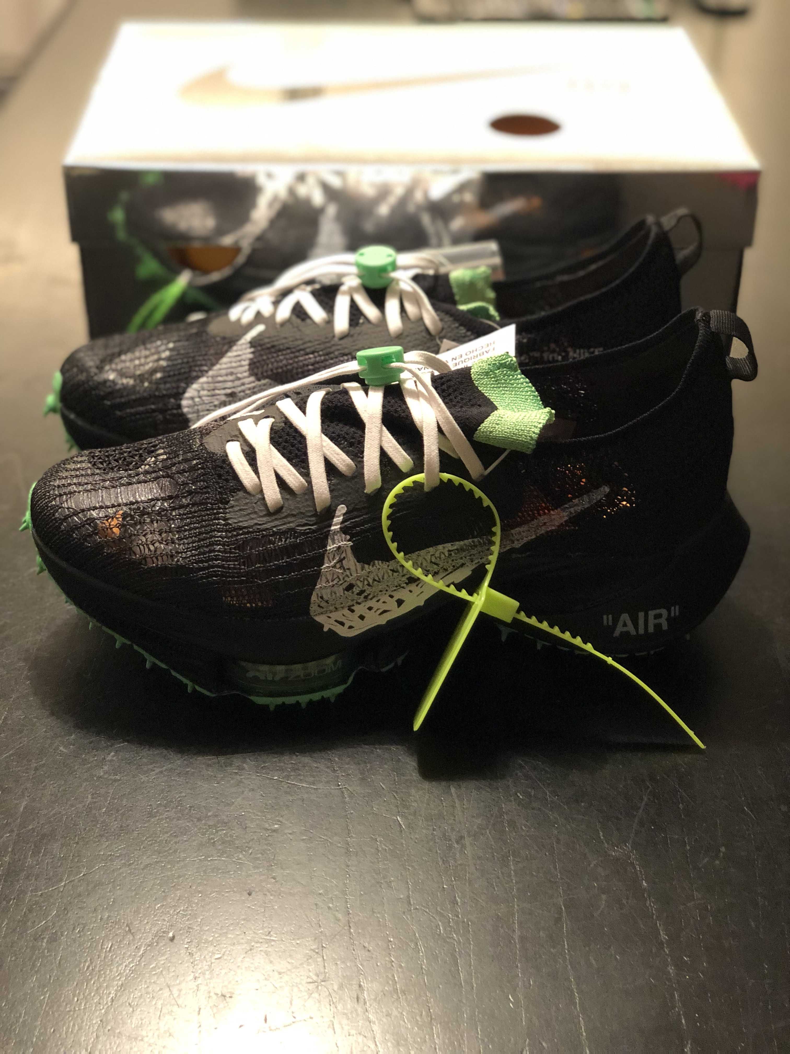 Off-White × Nike Air Zoom Tempo Next% Flyknit "Black"