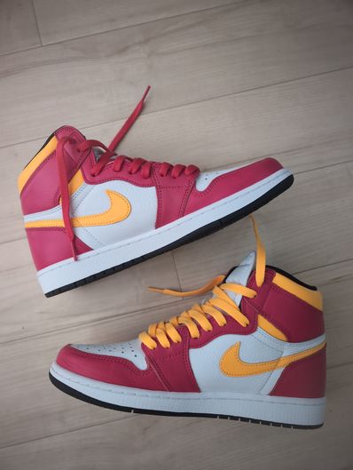 Nike Air Jordan 1 High OG "Light Fusion Red"