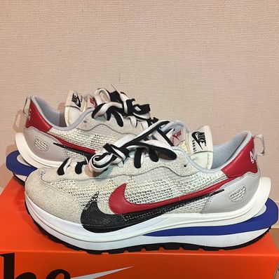 sacai × Nike Vapor Waffle "Royal Fuchsia"