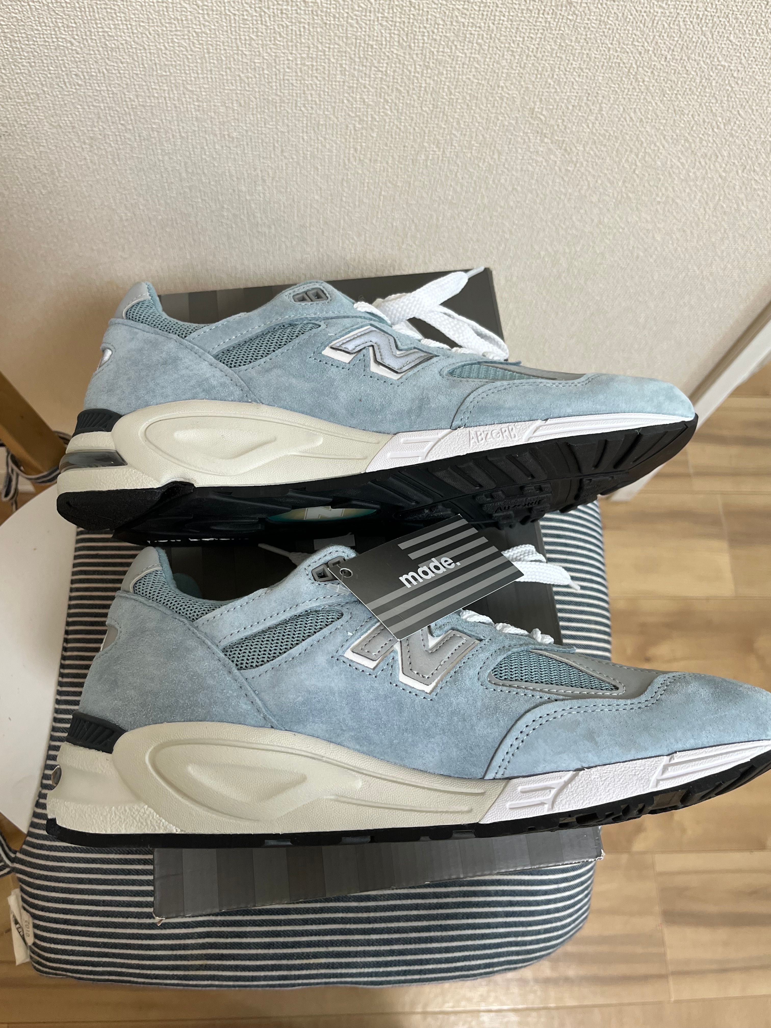 KITH × New Balance 990V2 "Storm Blue"