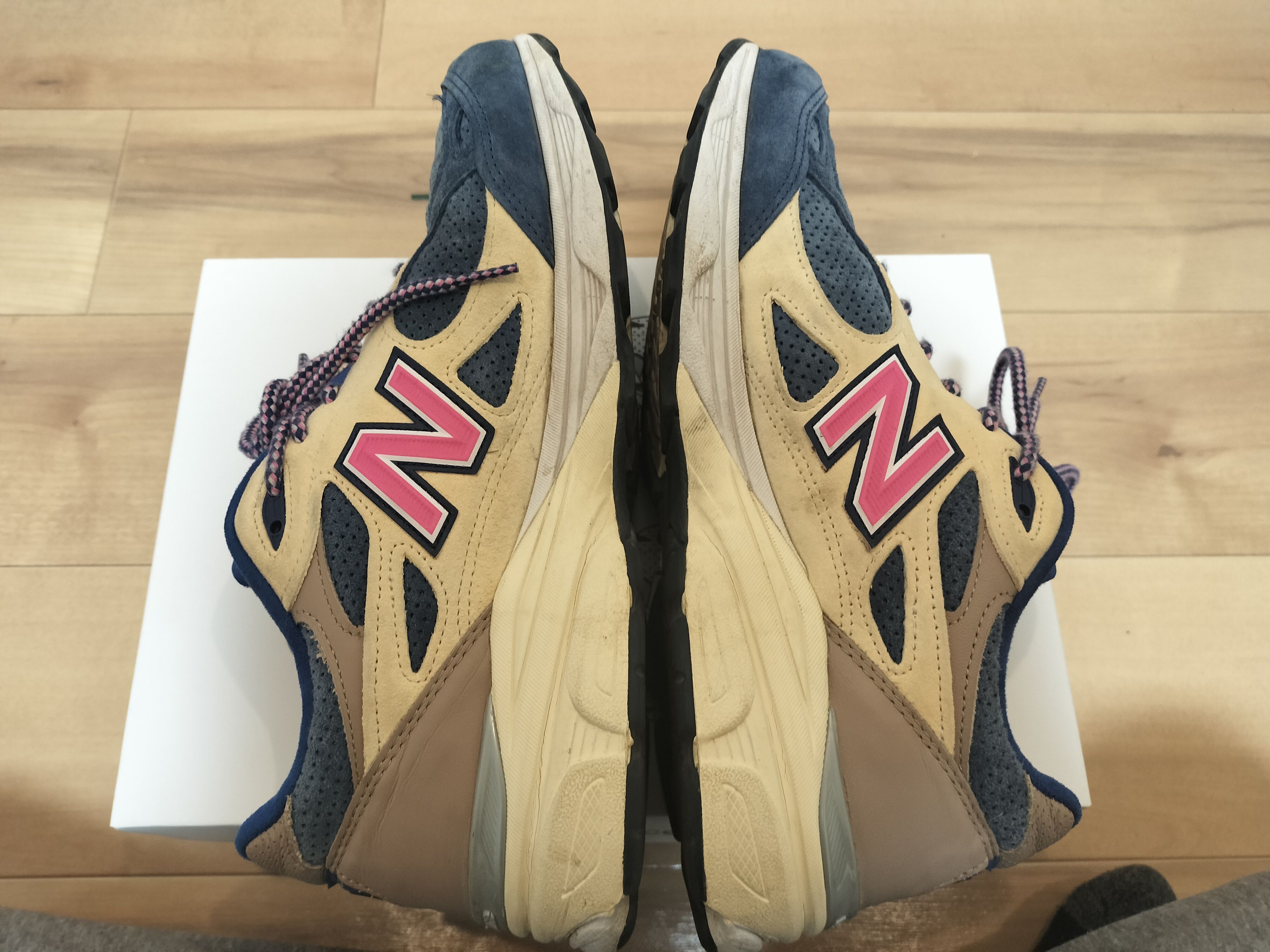 KITH × New Balance 990V3 "Daytona"