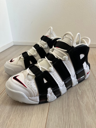 NIKE AIR MORE UPTEMPO "WHITE/BLACK/UNIVERSITY RED"(2020)