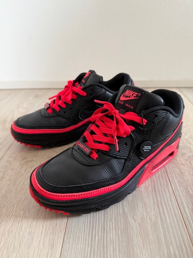 UNDEFEATED × Nike Air Max 90 "Black/Red"