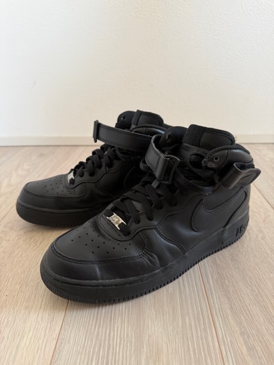 Nike Air Force 1 Mid '07 "Black/Black" (315123-001/CW2289-001)