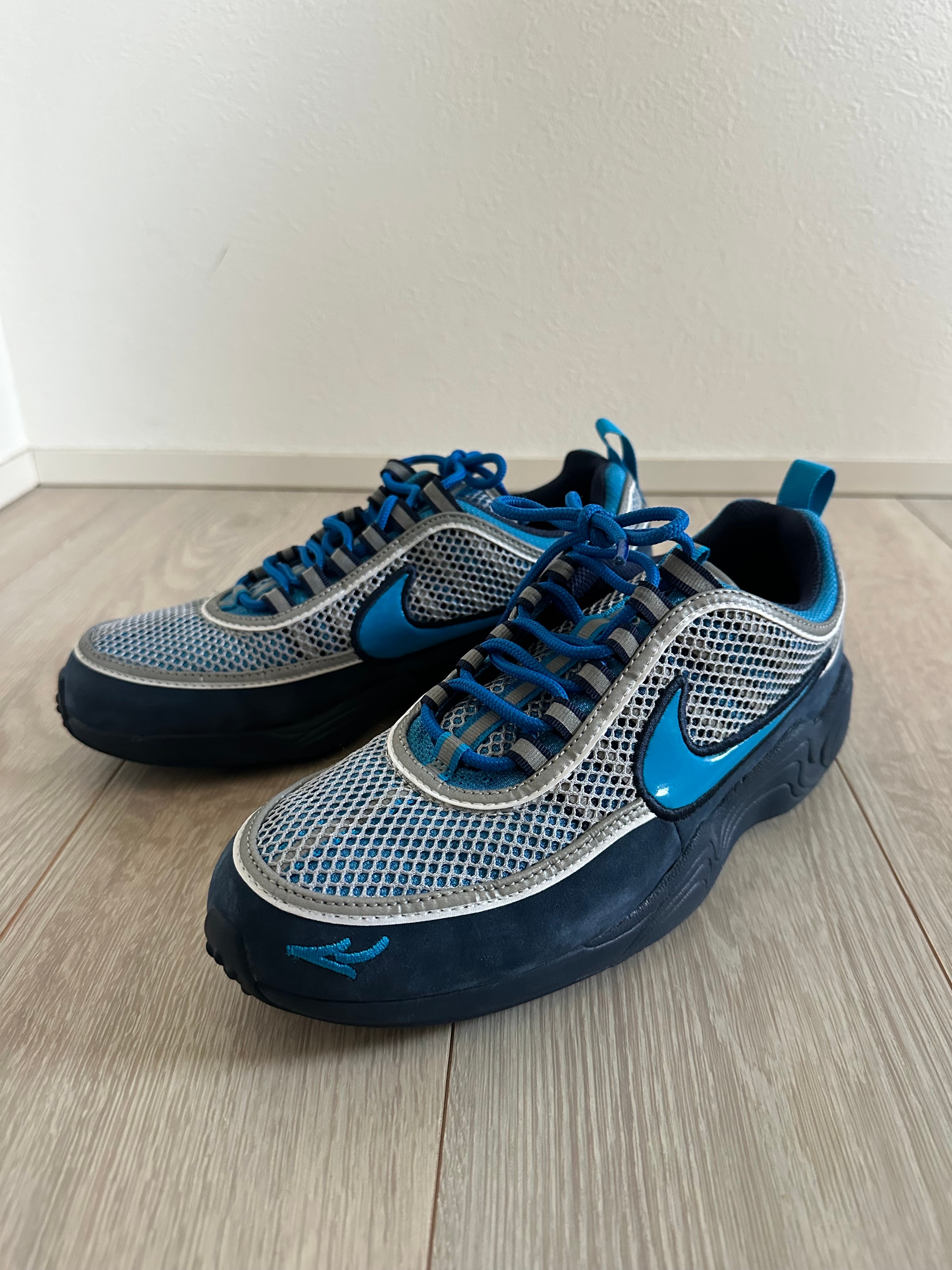 スタッシュ × ナイキ エアズーム スピリドン