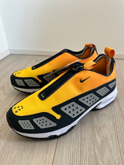 Nike Women's Air Max SNDR "Canyon Gold and Deep Ocean"