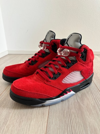 Nike Air Jordan 5 "Toro Bravo"