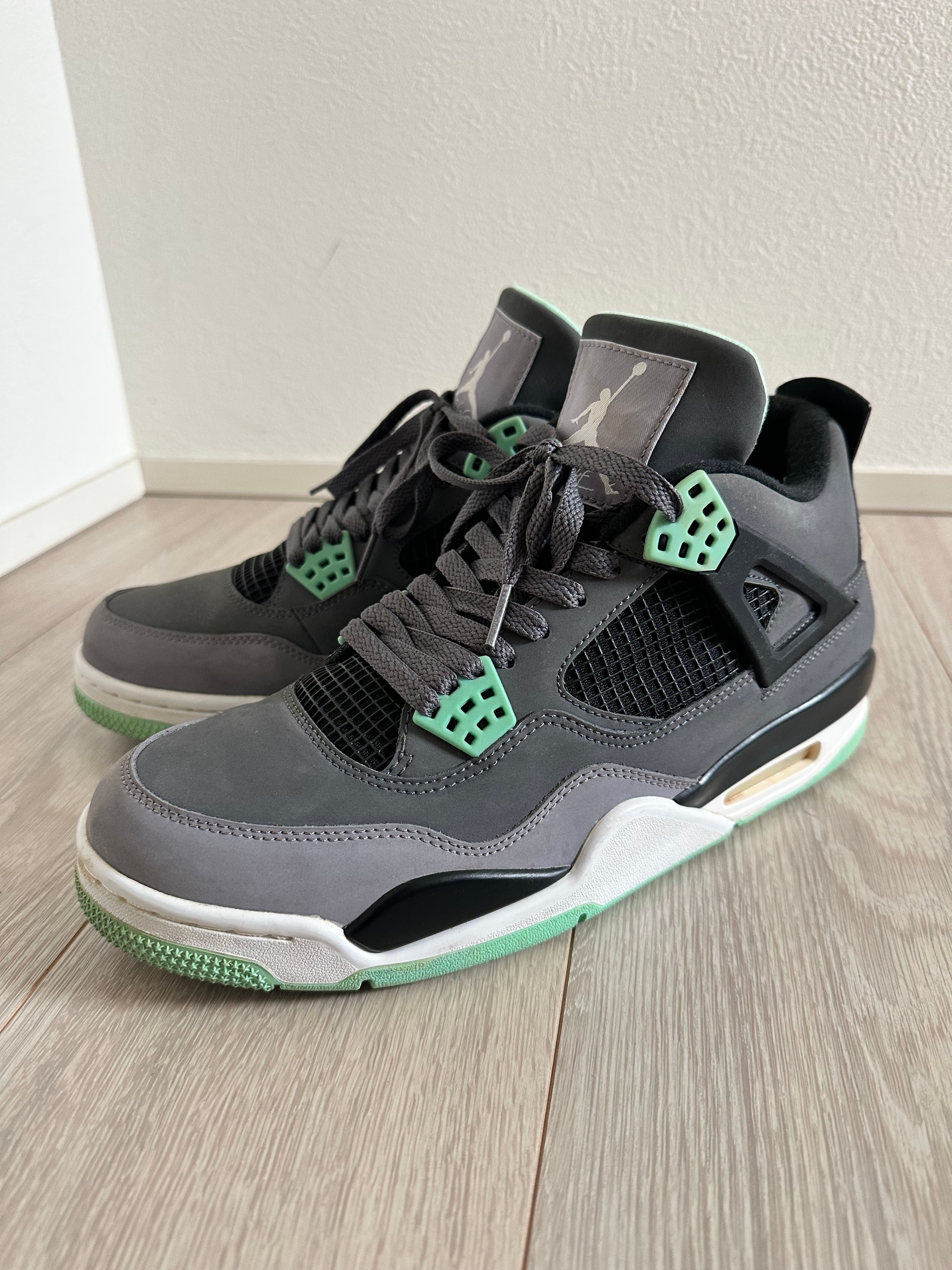 NIKE AIR JORDAN 4 RETRO GREEN GLOW