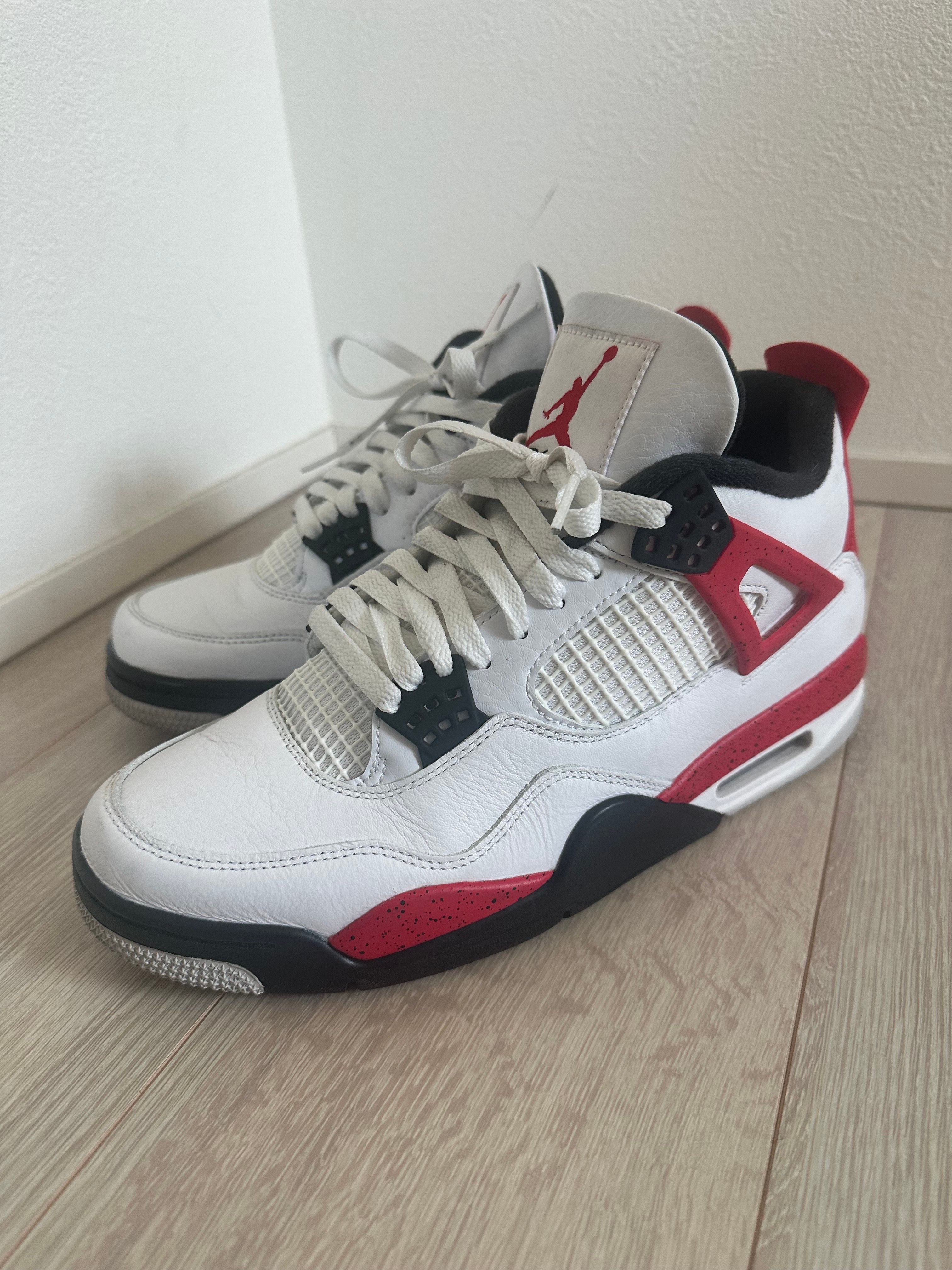 Nike Air Jordan 4 Retro "Red Cement"
