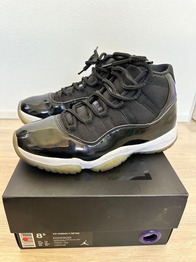 Nike Air Jordan 11 Retro "Space Jam" (2016)