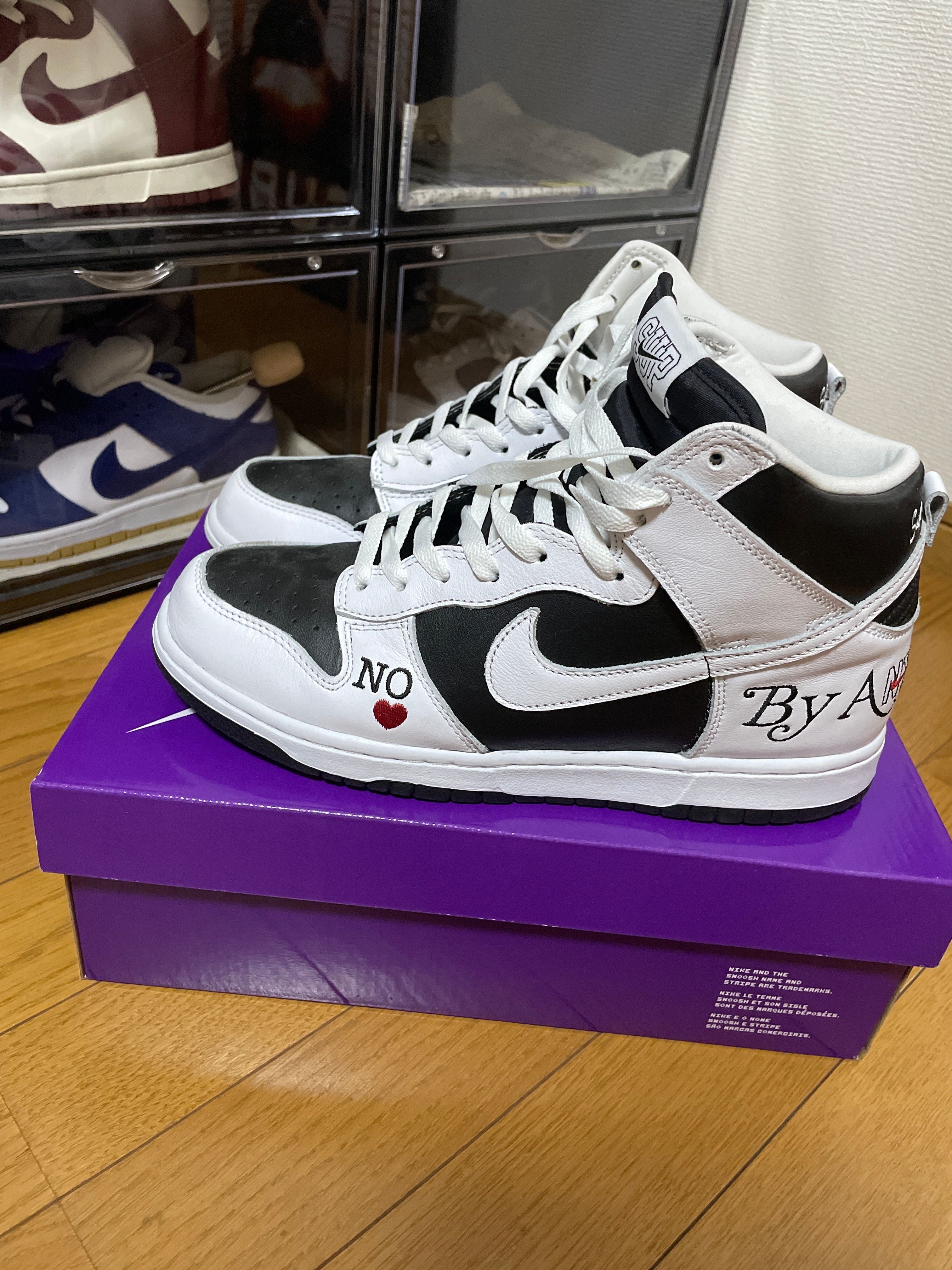 Supreme × Nike SB Dunk High By Any Means "White Black"