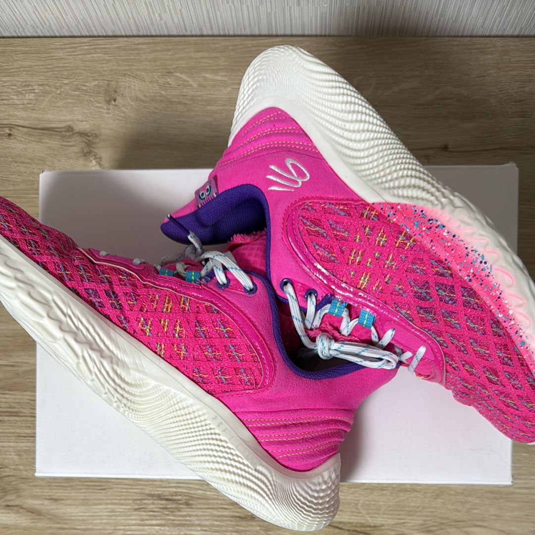 Under Armour Curry Flow 9 Sesame Street "Pink"