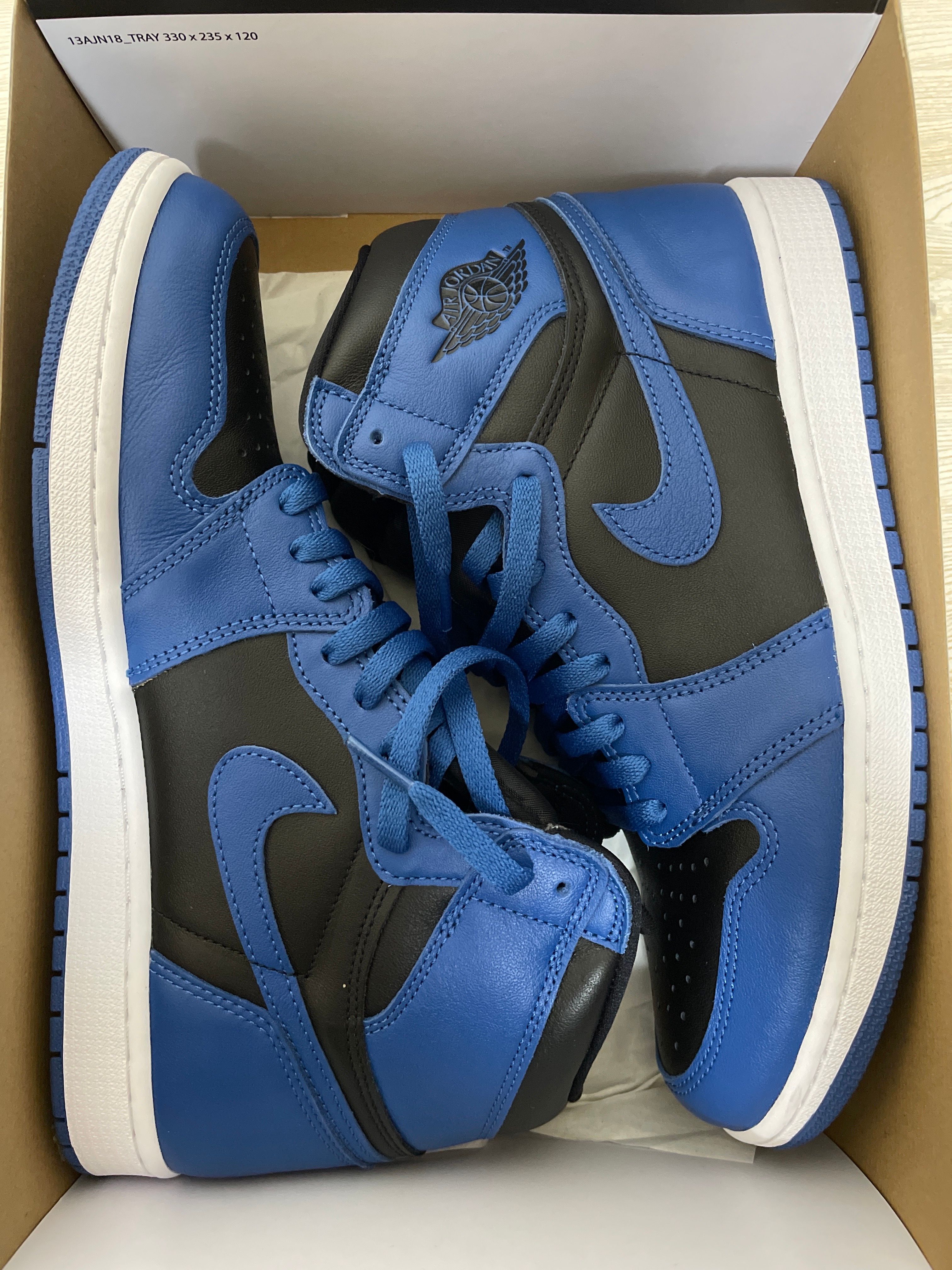 Nike Air Jordan 1 Retro High OG "Dark Marina Blue"