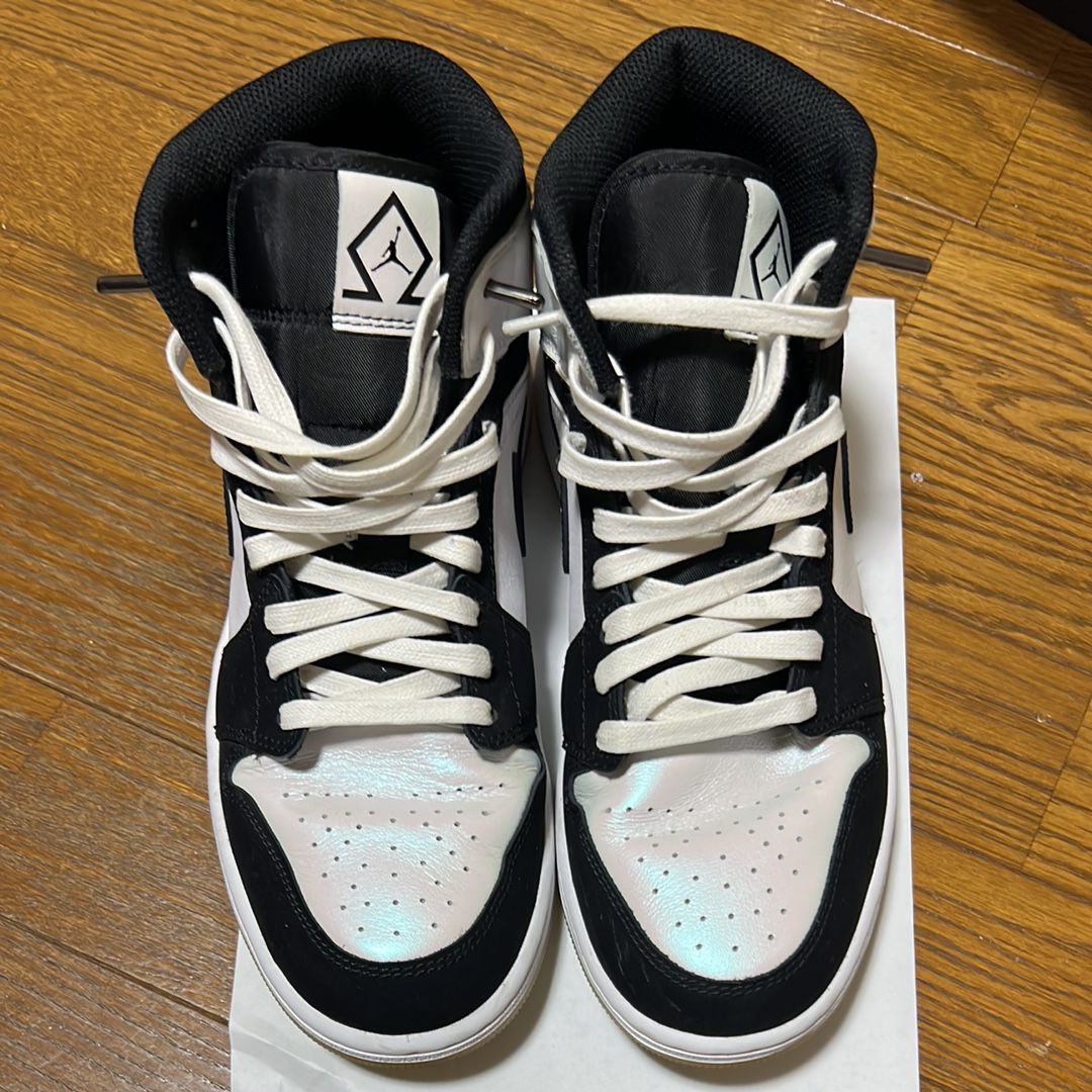 Nike Air Jordan 1 Mid "Omega/Black/White"