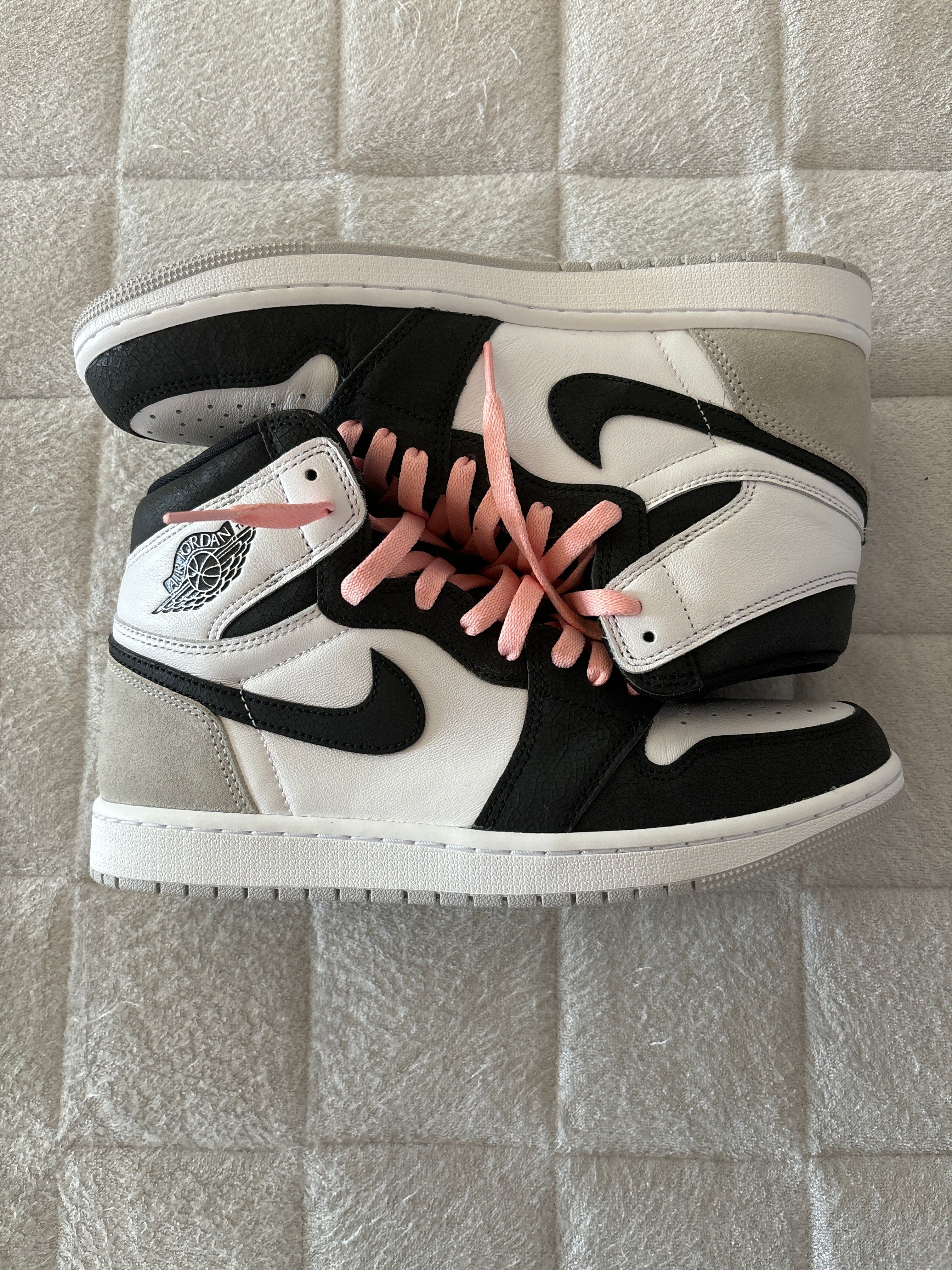 Nike Air Jordan 1 High OG "Bleached Coral"