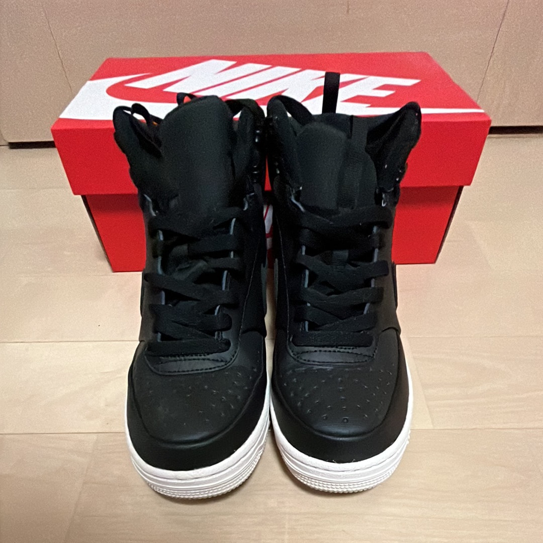 ナイキ コート ビジョン ミッド ウィンター "ブラック/ファントム"