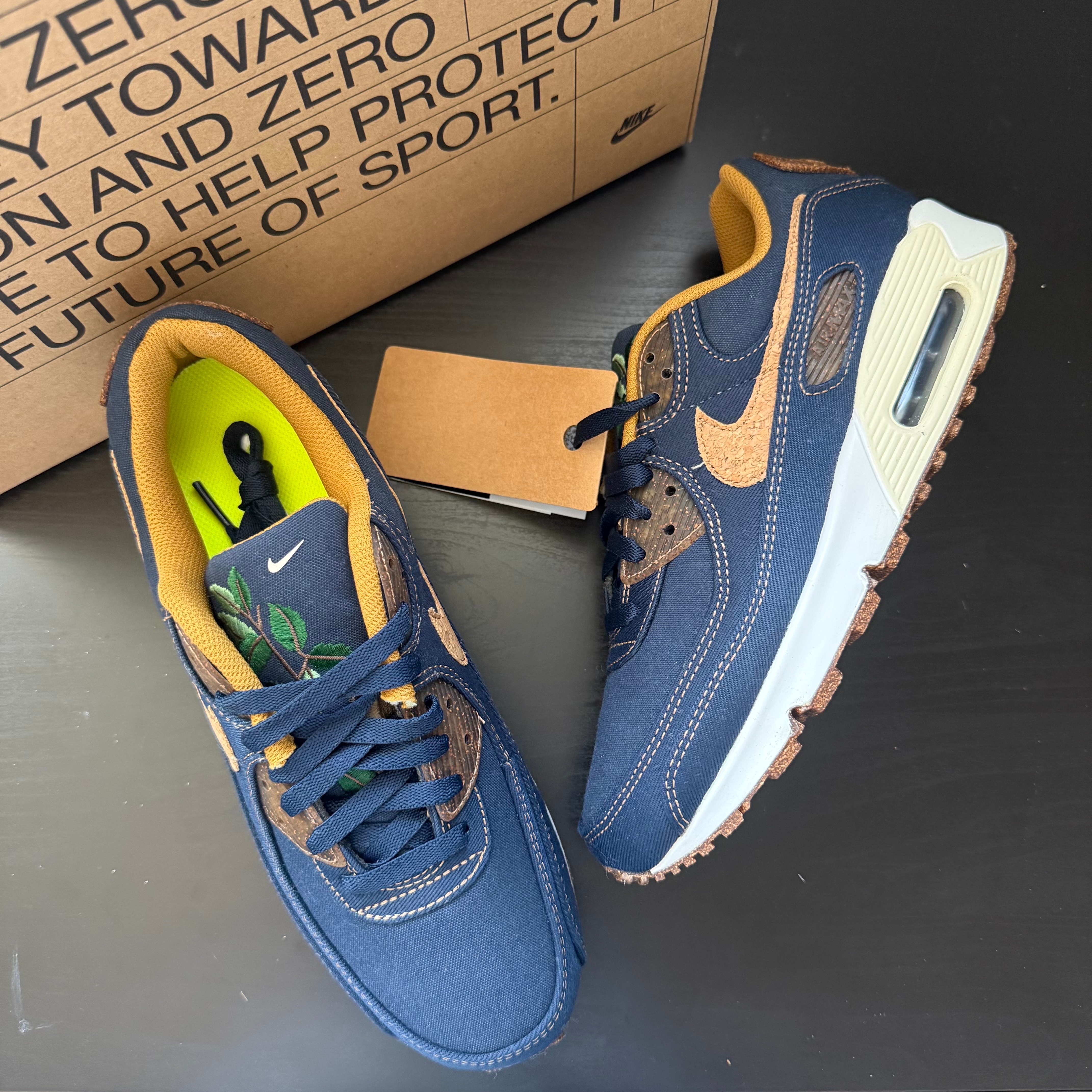 NIKE AIR MAX 90 SE CORK "OBSIDIAN"