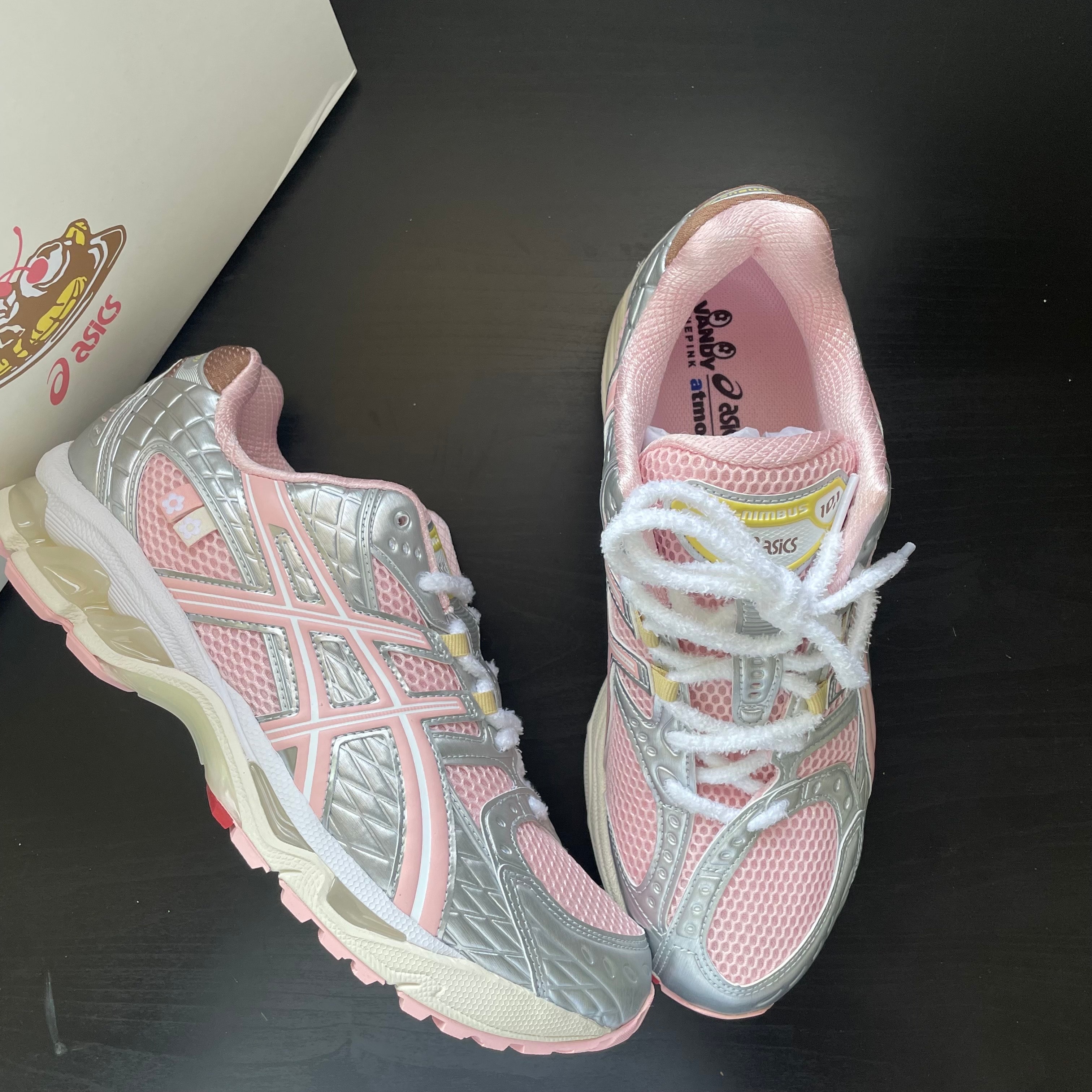 VANDY THE PINK × atmos × Asics Gel-Nimbus 10.1 "Strawberry Cream"