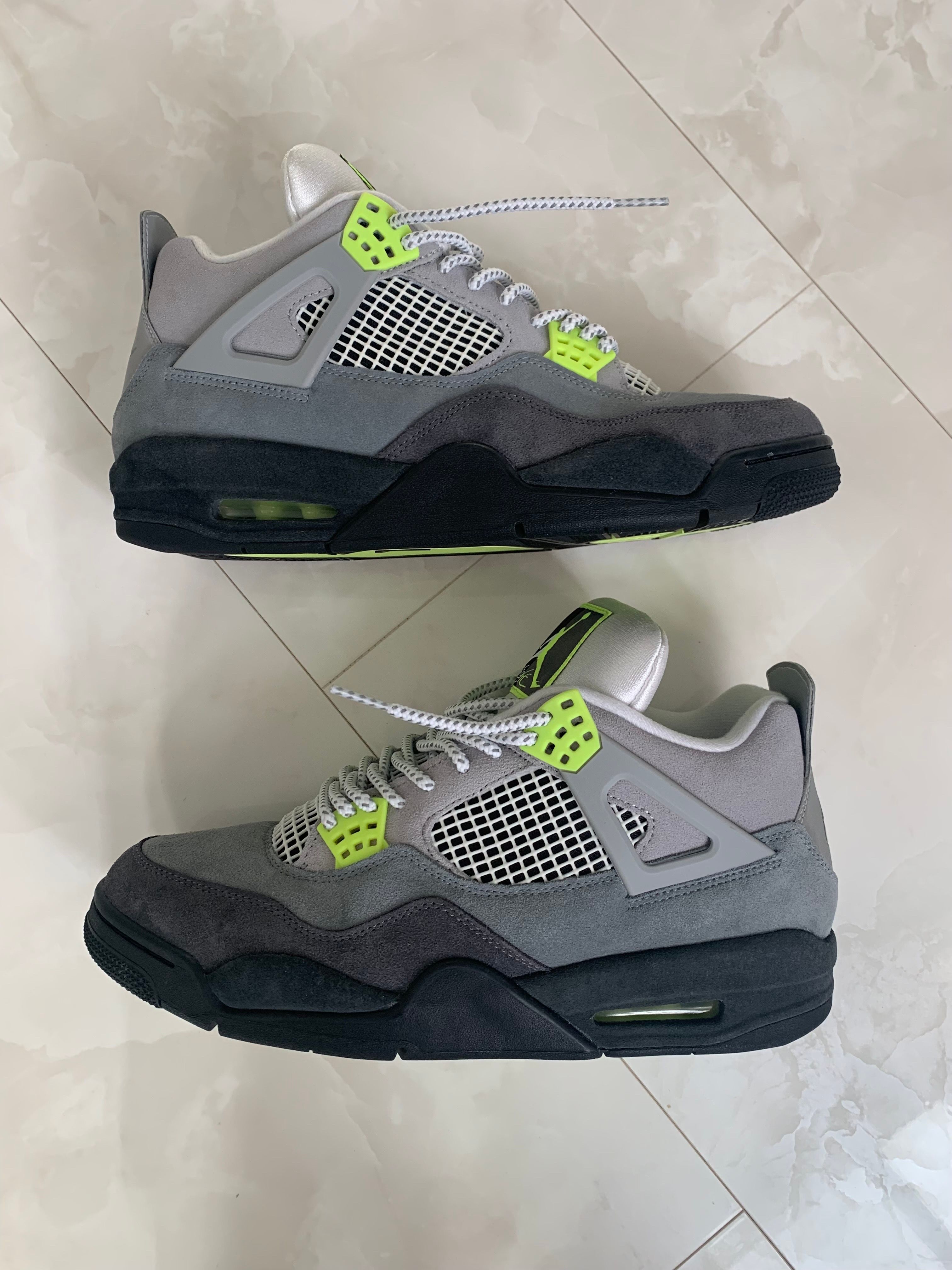 NIKE AIR JORDAN 4 RETRO LE "NEON"