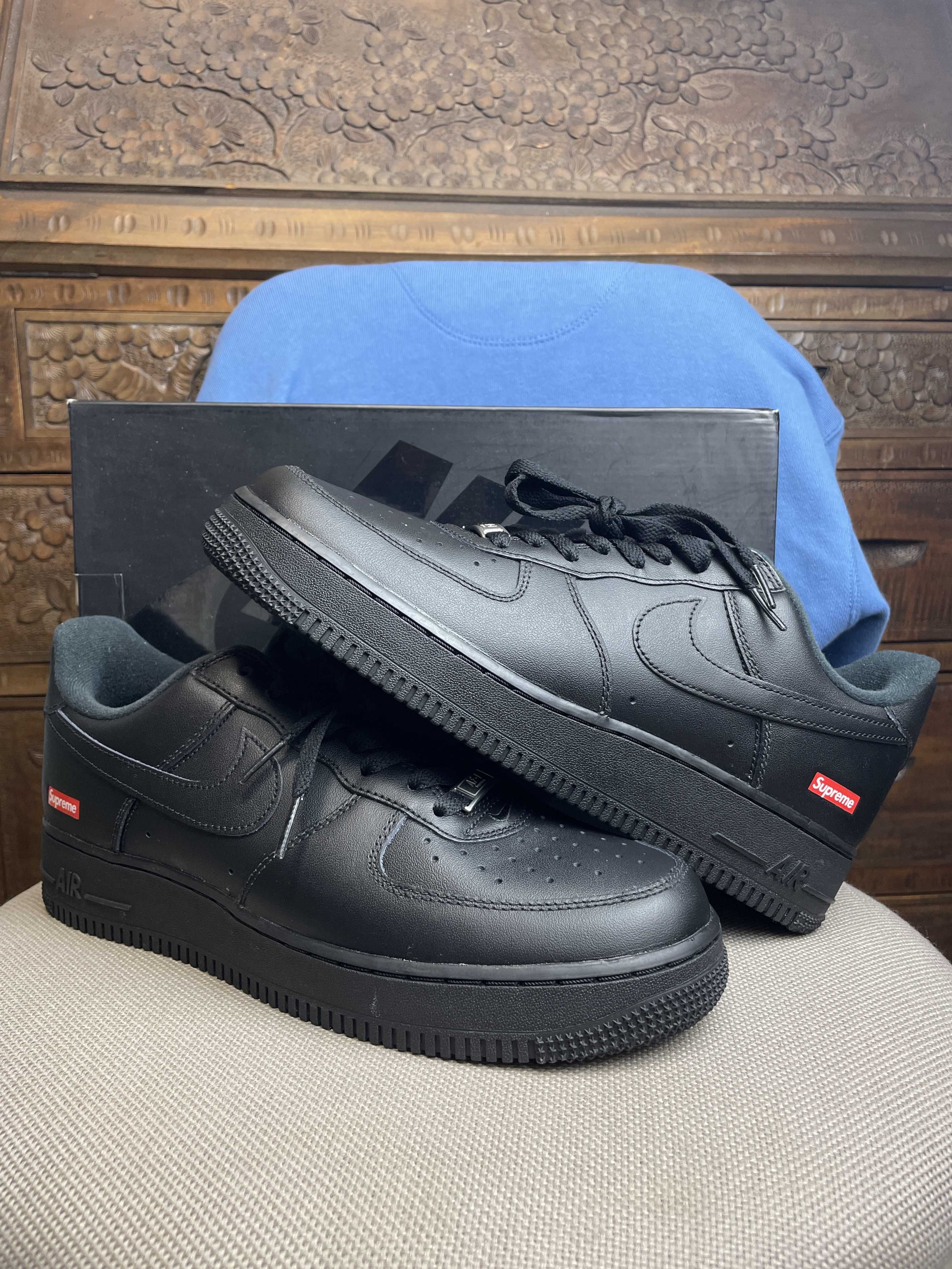 Supreme × Nike Air Force 1 Low "Black"