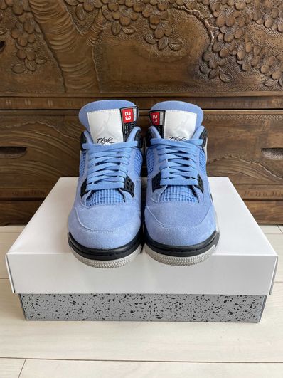 Nike Air Jordan 4 "University Blue"