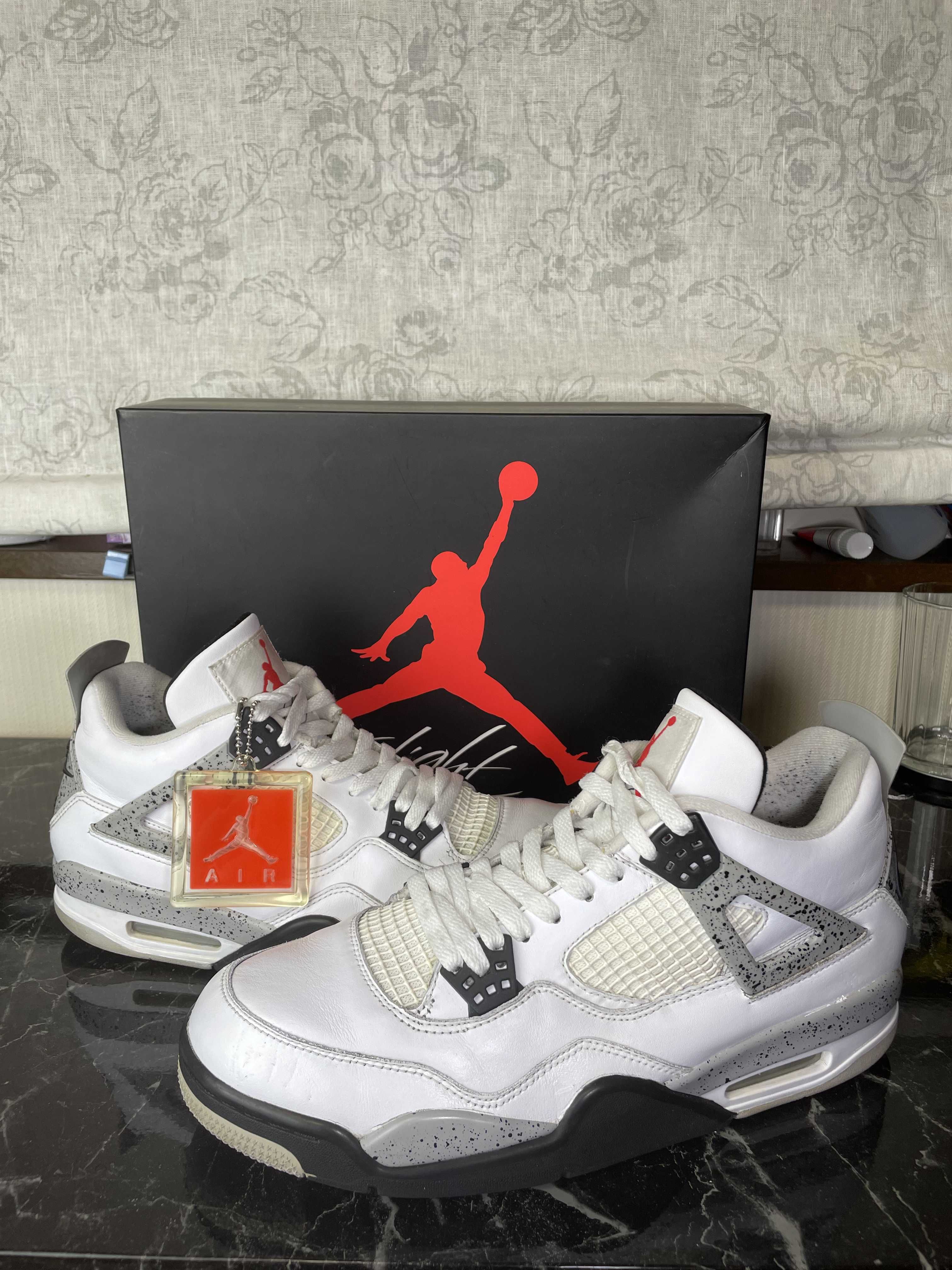 Nike Air Jordan 4 Retro "White Cement" (2016)