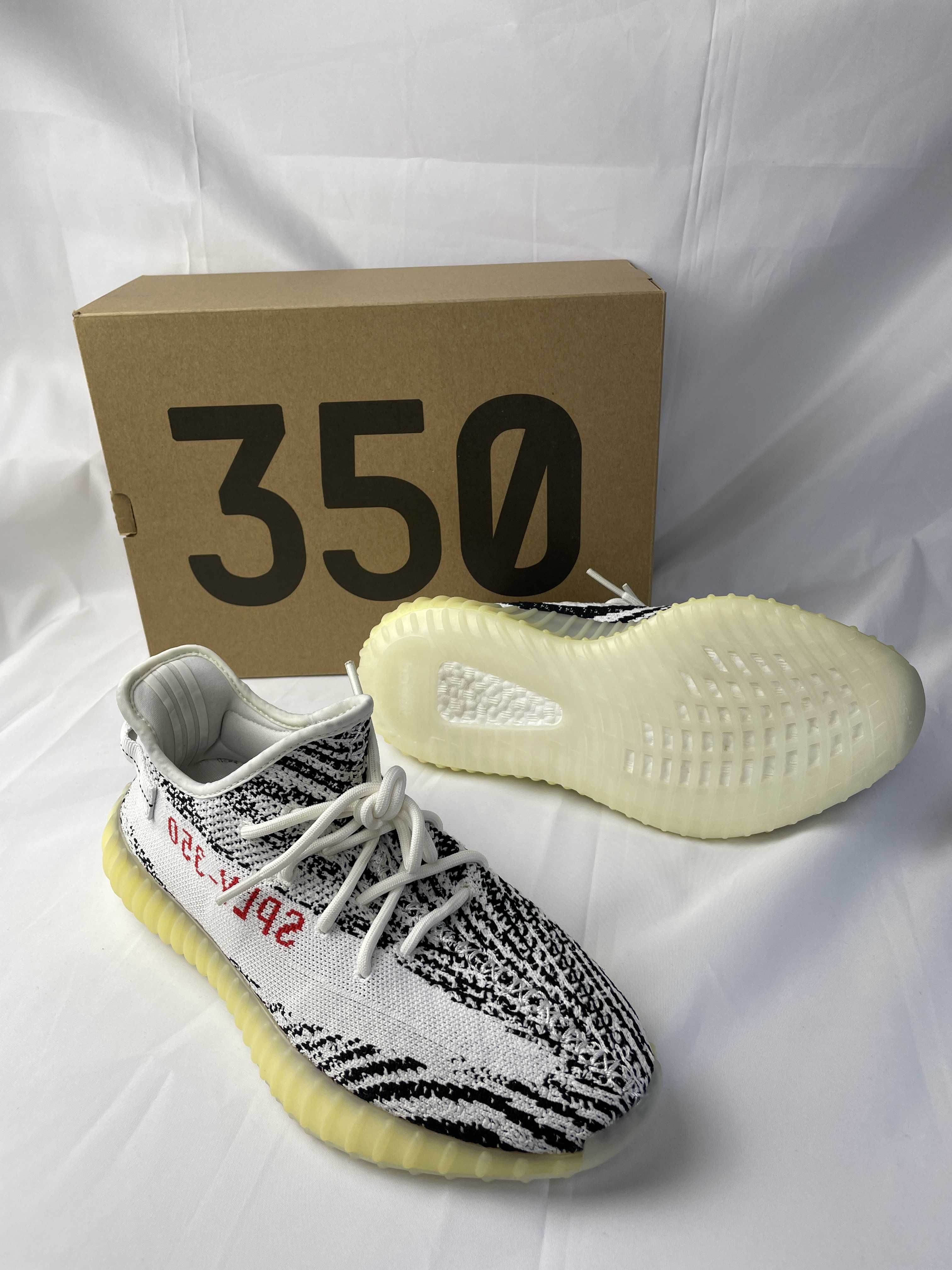 adidas YEEZY Boost 350 V2 "Zebra"